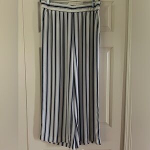 LOFT Wide Leg Crop Pants Women’s Size M White & Blue Stripe Rayon Ann Taylor